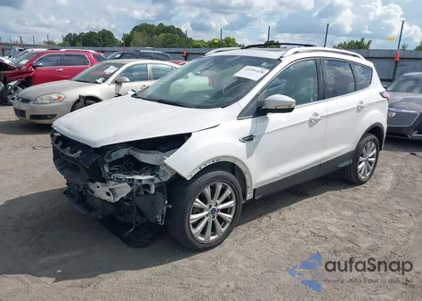 2017 Ford Escape Titanium из США, поврежденный, VIN 1FMCU0J96HUC43374